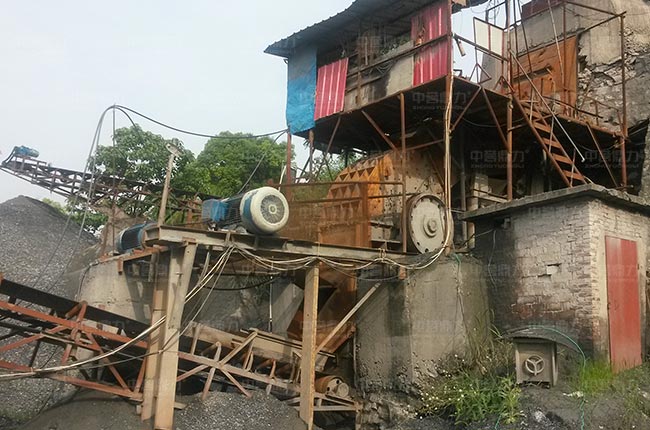 �����Ž��r�a(ch��n)250-320��ʯ�ӏS���a(ch��n)��