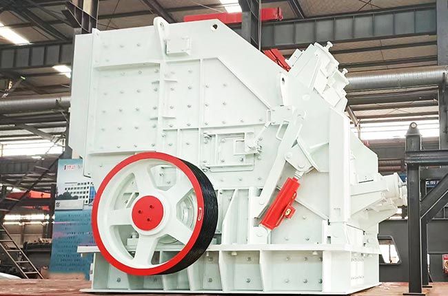 CI1315反擊式破碎機(jī)