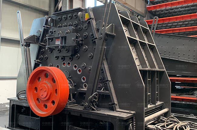 DLKPC1313雙腔硬巖破碎機(jī)