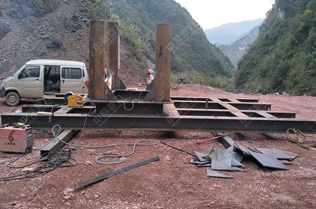 �ؑc��ɽ���F������ʯ��