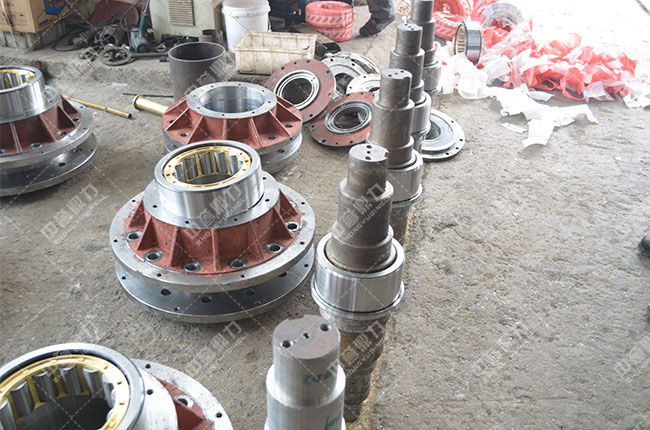 礦用振動篩軸承 礦用振動篩軸承