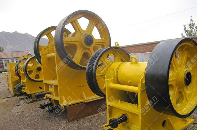 復擺顎式破碎機 復擺顎式破碎機