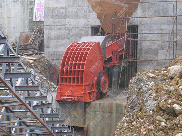 砂石破碎機