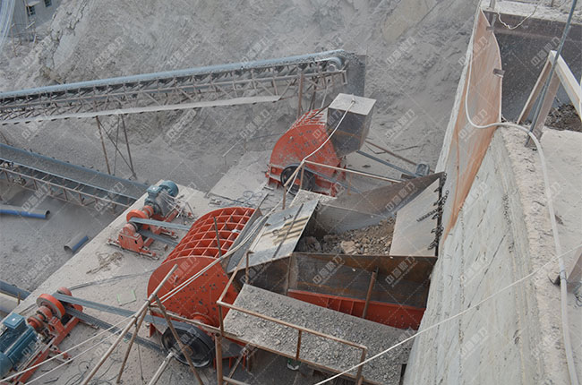 錘式石子破碎機(jī)實(shí)拍圖展示2 石子破碎機(jī)圖片展示2