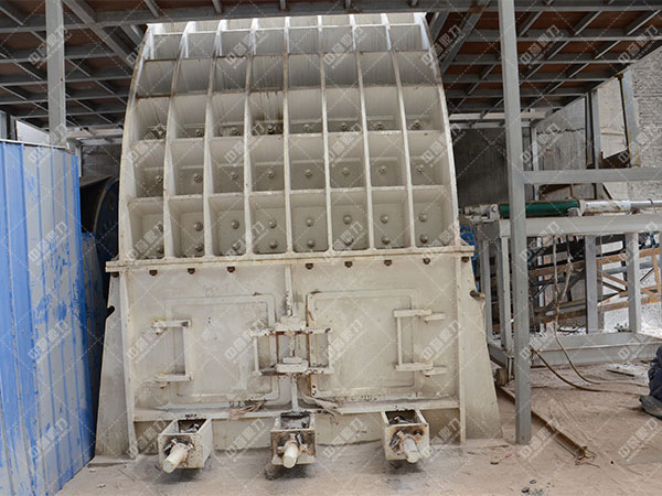 破碎機(jī)運(yùn)行