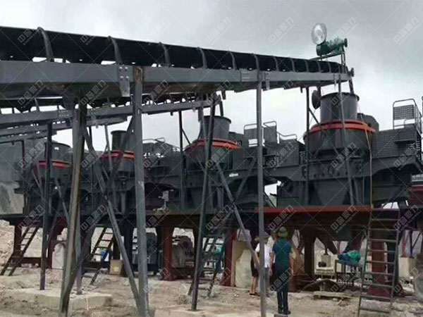 沖擊式制砂機(jī)性能特點(diǎn)