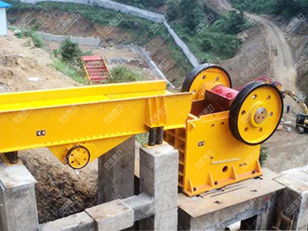 �ʽ����C(j��)���b�{(di��o)ԇ