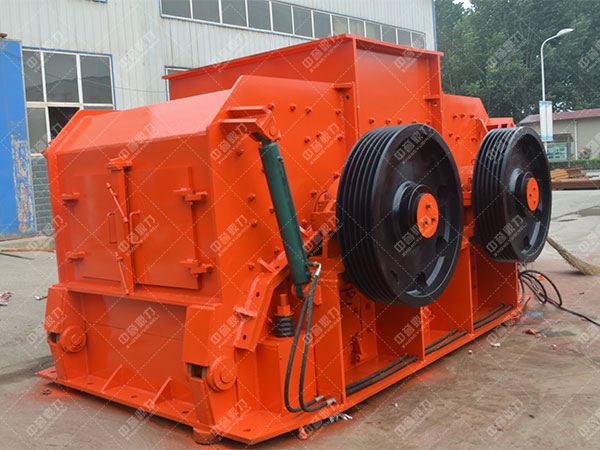 中譽(yù)鼎力制砂機(jī)