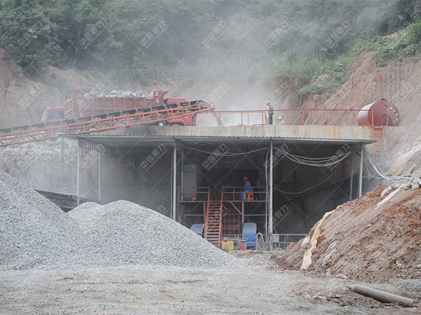 破碎機(jī)粉塵