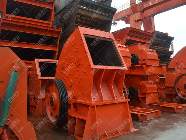 青石錘式破碎機(jī)