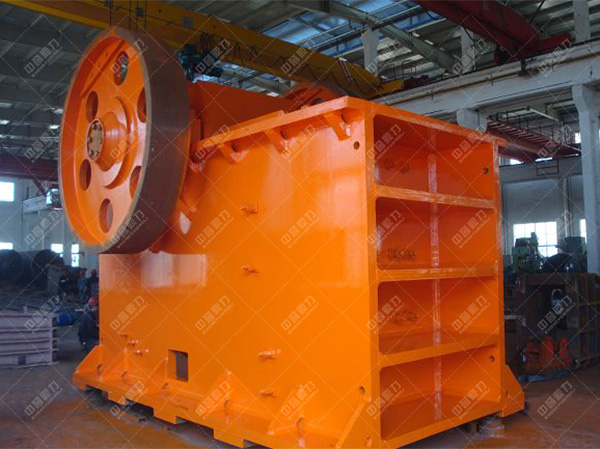 大型顎式破石機(jī)