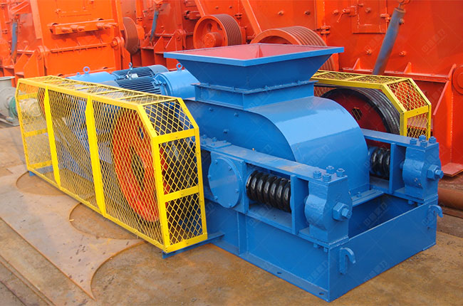 液壓對輥破碎機(jī) 液壓對輥破碎機(jī)