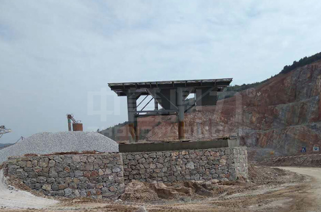 ���ϊ�����𽨲ĕr(sh��)�a(ch��n)400����ɰʯ�ψ����a(ch��n)��